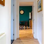 Hideaway The Bay Village Homesweetholidayhomes Apartman